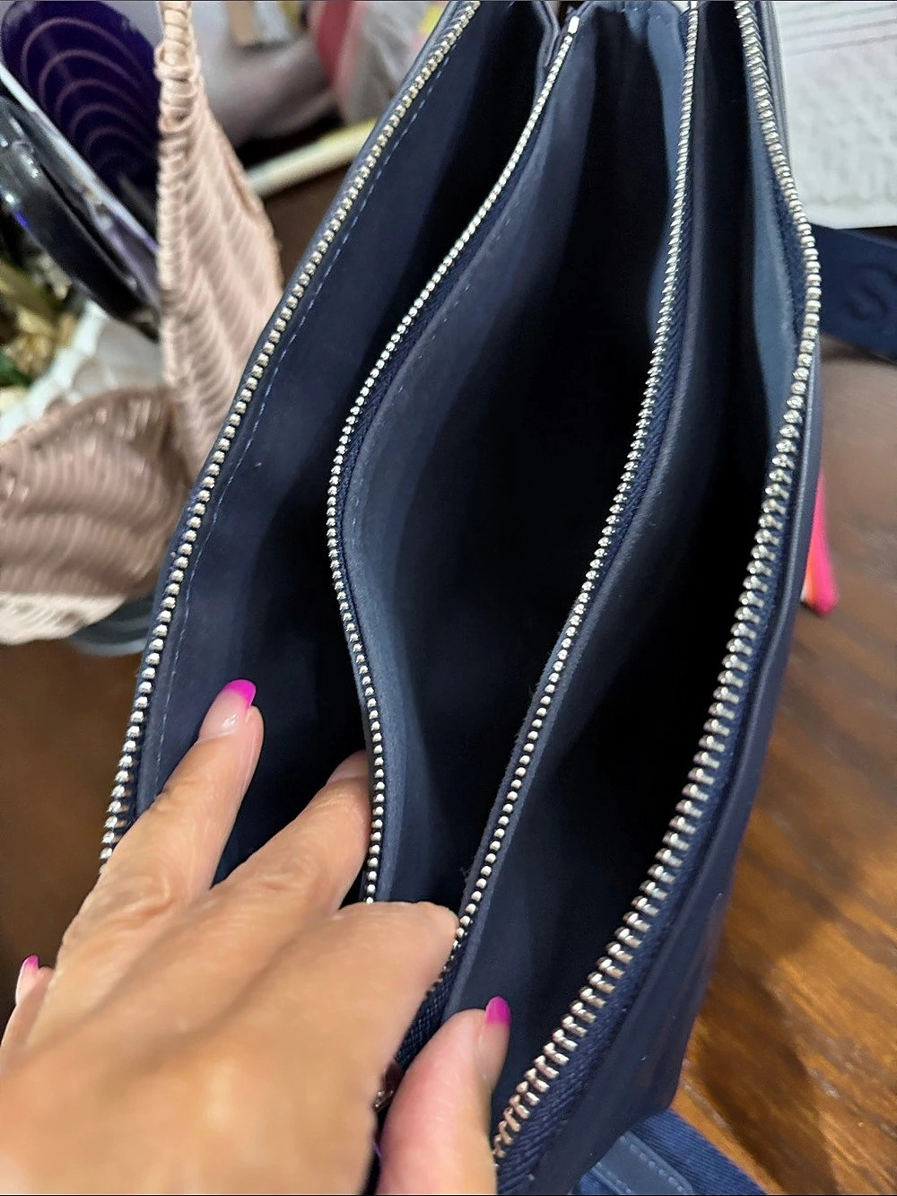 Multi Pochette Accessoires Monogram Empreinte Black Tote - Picture 2 of 3